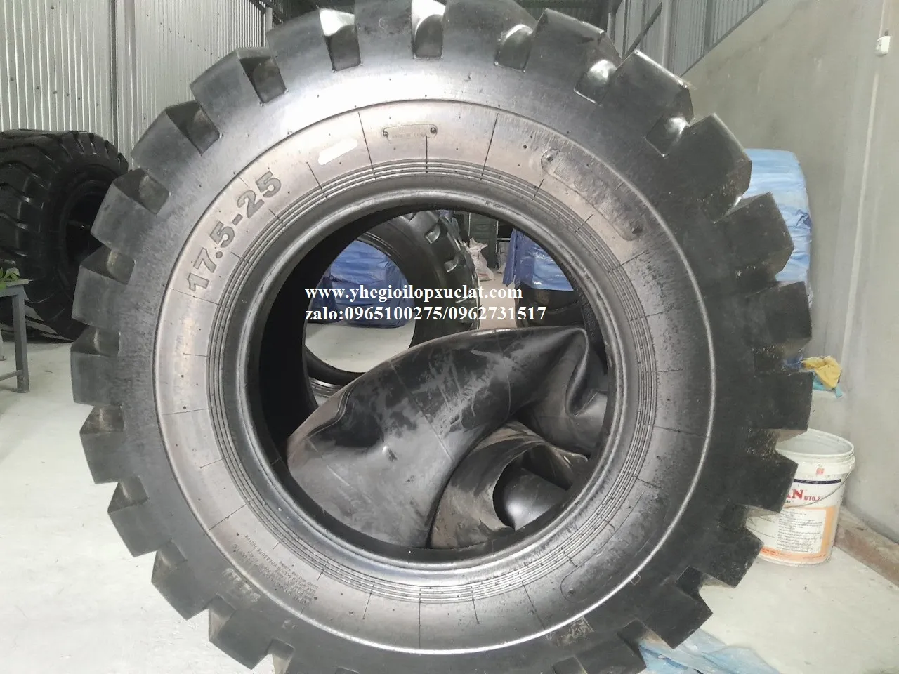 Lốp xúc lật 17.5-25/20PR E3/L3 Vinwin